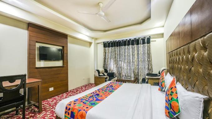 Hotel Neelam Manali Near Volvo Bus Stand Manali Manāli Exterior foto
